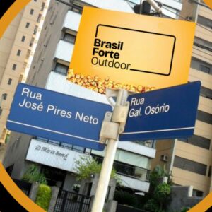PLACA DE ESQUINA em Salto no bairro .